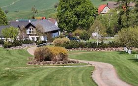 Dom pod lawendowym polem